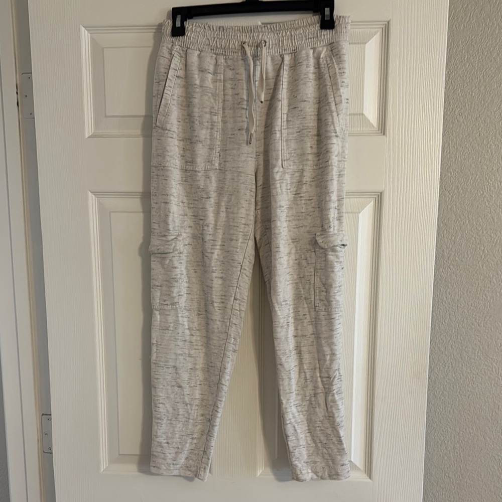 Banana republic women’s super soft light gray joggers Small EUC